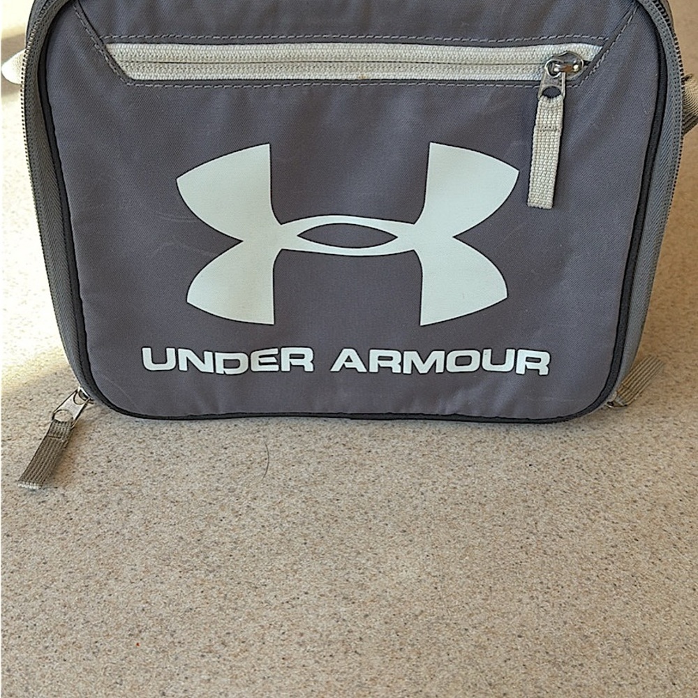 Under Armour lunchbox
